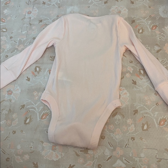 Baby Gap Onesies Bodysuits 18-24 months Long sleeve & short sleeve Lot of 6 - Picture 14 of 15